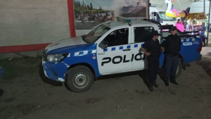 Apuñalaron un hombre durante una pelea familiar en Las Ovejas: la víctima fue derivada a Chos Malal