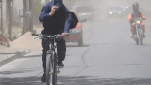 Baja la temperatura en Neuquén y Río Negro: qué pasa con el viento en el Alto Valle y la lluvia en Viedma