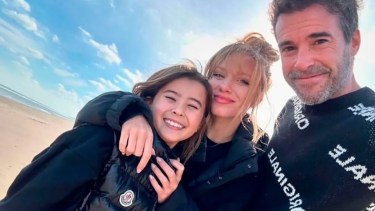 Nicolás Cabré viajó junto a su novia y su hija a Japón: los motivos