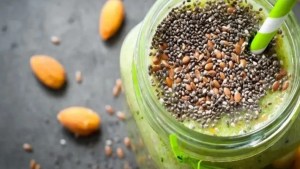 Licuado de espinaca y chía: mejora la salud reduciendo colesterol y aumentando masa muscular