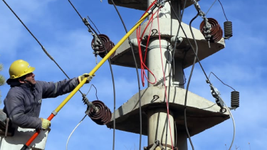 La distribuidora de energía aconseja tomar las medidas de seguridad necesarias ante estas interrupciones en el suministro. Foto: gentileza Edersa