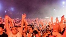 Imagen de Hoy no vas a poder ver a Tiago PZK en vivo: qué pasa con las transmisiones en la Fiesta de la Confluencia 2025