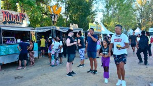 La Fiesta de la Confluencia 2025 «se puso la gorra» en Neuquén: quejas y denuncias de amenazas