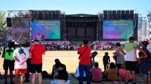 Imagen de Fiesta de la Confluencia 2025 en Neuquén este viernes con calor extremo y fuertes vientos: 37°C en el día 2