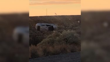 Vuelco en la Ruta 237, cerca de Catriel. Foto: Radio Norte Catriel