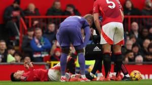 Lisandro Martínez, baja para Scaloni: el Manchester United confirmó la lesión