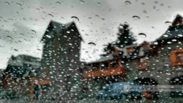 Lluvia en el Alto Valle este miércoles.