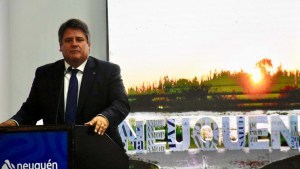 Mariano Gaido parte a Estados Unidos a mostrar Neuquén: visita a Tesla y charla comercial