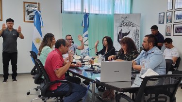 El cuerpo de concejales aprobó cómo será la primera sesión. (Foto: Gentileza)