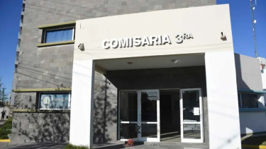 El autor del hecho quedó a disposición del fiscal en turno. Foto: Juan Thomes.