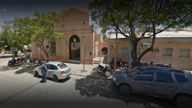El hospital Santa Francisca Romana de Arrecifes enfrenta cuestionamientos por la contratación de un ginecólogo condenado en Roca. Foto Captura.

