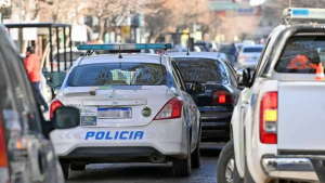 Robó, golpeó a una mujer de 70 años y fue imputado en Cipolletti: un año de prisión preventiva