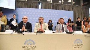 La Libertad Avanza logró dictaminar la suspensión de las PASO con sorpresivo apoyo del peronismo