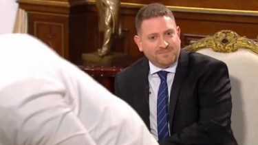 Video: filtran imágenes de Santiago Caputo cortando la entrevista a Javier Milei por la estafa con $LIBRA