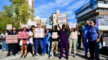 Imagen de Paro de residentes médicos en Neuquén: «Creemos en el sistema público, pero te empujan»