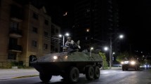 Imagen de Chile retorna a la normalidad tras fin del toque de queda y masivo apagón