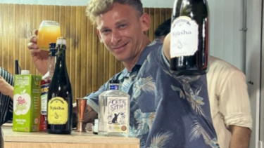Dos tragos con peras y manzana riquísimos y fáciles de hacer durante el verano