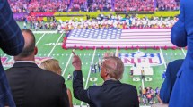 Imagen de Donald Trump se burla de Taylor Swift tras abucheos en el Super Bowl