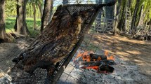 Imagen de Plottier: así se vivió el primer asado con cuero de la raza japonesa wagyu en la zona