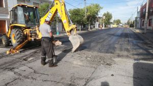 En Neuquén, 208 cuadras de calles troncales serán de asfalto: los detalles del plan de repavimentación