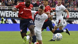 Independiente venció a San Lorenzo y es el líder  de la zona B del torneo Apertura
