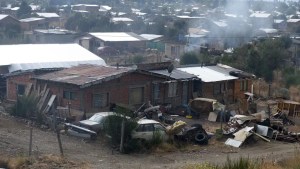 Emplazan a la CEB a regularizar el servicio eléctrico en los “barrios populares” de Bariloche