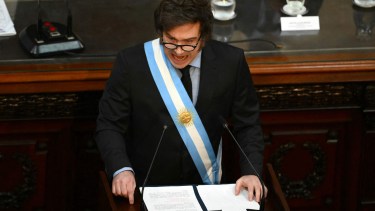 Javier Milei reaccionó al dato de pobreza: «Lo sufren econochantas, devaluadores y ensobrados»