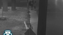 Imagen de Disparó el arma para robar a un hombre en muletas y quedó grabado en las cámaras urbanas de Cutral Co
