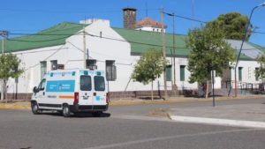 Feroz ataque de un pitbull en Valle Medio: la mordió su propio perro y la derivaron a Cipolletti