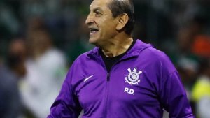 Ramón Díaz se convirtió en el entrenador argentino más ganador de la historia