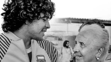Diego Maradona.-