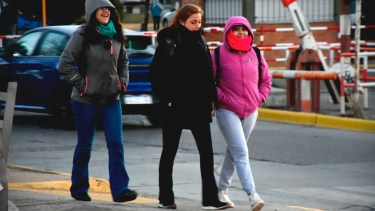¿Hay que encender la calefacción?: El clima para la última semana de marzo en el Alto Valle, con lluvias y viento