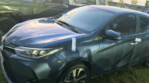 Imagen de Lo frenaron en Conesa y mostró los papeles del auto: una luz ultravioleta lo metió en problemas