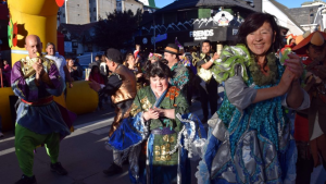 El Carnaval 2025 se vive en Bariloche: murgas, color, fiesta popular y gran cantidad de vecinos y turistas