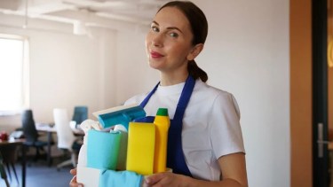 Sueldos de abril 2025 para empleadas domésticas: los montos según cada categoría