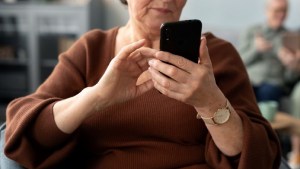 Nuevo taller de recursos digitales para adultos mayores durante abril 2025 en Roca: cuándo inicia