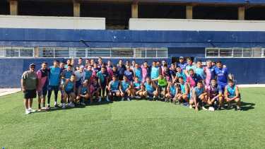 El plantel de Deportivo Rincón jugó tres amistosos en Mendoza. (Foto: Prensa Deportivo Rincón)