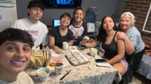 Imagen de Son estudiantes y sobrevivieron al temporal en Bahía Blanca: el emotivo regreso a su casa de Río Negro