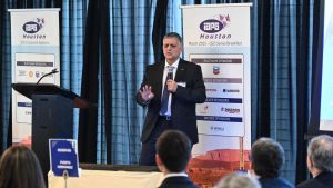 YPF en el offshore: sumarán empresas para la exploración en Uruguay y Argentina