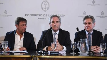 Dictamen para el DNU del FMI. Foto: El Parlamentario. 