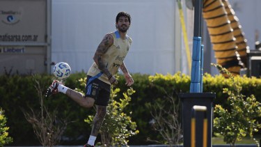 Argentina recibe a Brasil por Eliminatorias: hora, TV y formaciones