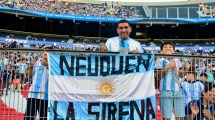 Imagen de Argentina – Brasil: las banderas de Neuquén y Cipolletti brillan en el Monumental