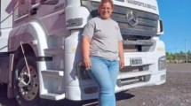 Imagen de Murió una camionera de Roca tras volcar en la Ruta 5 en La Pampa: viajaba con arena a Añelo
