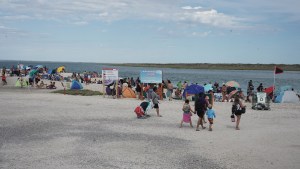 Las Grutas y el mágico Caribe de la Patagonia se preparan para este fin de semana largo