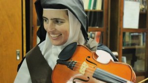 Sor Cecilia: el vínculo con Allen de la monja carmelita neuquina que podría ser beata