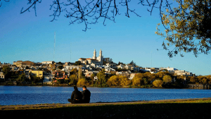 Antes del frente frío, Viedma fue la ciudad más calurosa del país: el tiempo en Neuquén y Río Negro