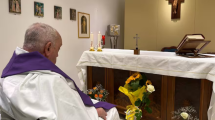 Imagen de La primera foto del papa Francisco después de un mes internado: qué dijo el Vaticano de su estado de salud