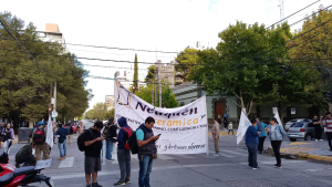 Ceramistas protestaron en Casa de Gobierno de Neuquén: pidieron que se normalice el suministro de luz