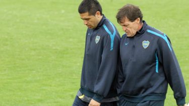 Falcioni criticó a Riquelme y dio a entender que le fue mejor sin él en la cancha
