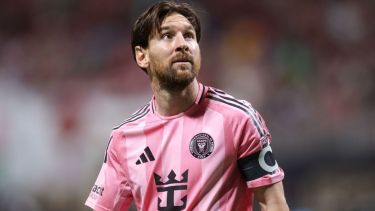Lionel Messi se lesionó y no viajará a Argentina para las Eliminatorias.